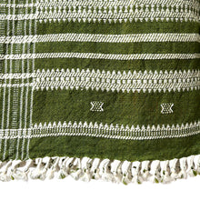 Load image into Gallery viewer, Vida wool scarf
