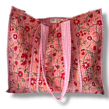 Load image into Gallery viewer, Adeline wood block print bag
