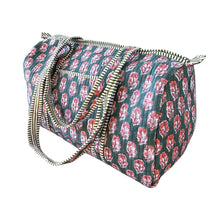 Load image into Gallery viewer, Delphina duffle bag
