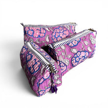 Load image into Gallery viewer, Woodblock print wash bag 09
