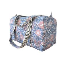 Load image into Gallery viewer, Delphina duffle bag
