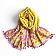Load image into Gallery viewer, Vida wool scarf
