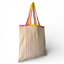 Load image into Gallery viewer, Priya tote 07
