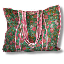 Load image into Gallery viewer, Adeline wood block print bag
