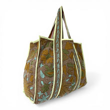 Load image into Gallery viewer, Anoushka bag 19
