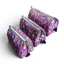 Load image into Gallery viewer, Woodblock print wash bag 09
