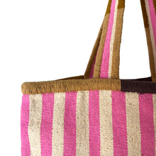 Load image into Gallery viewer, Priya tote 05
