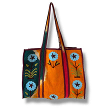 Load image into Gallery viewer, Dharma flower bag
