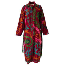 Load image into Gallery viewer, Anvi velvet coat
