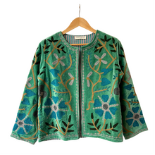 Load image into Gallery viewer, Velvet embroidered flora jacket

