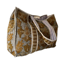 Load image into Gallery viewer, Anoushka bag 01
