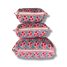 Load image into Gallery viewer, Woodblock print wash bag 01
