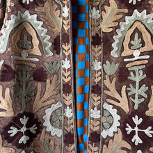 Load image into Gallery viewer, Priyanka jacket 22 leaves

