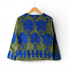Load image into Gallery viewer, Priyanka jacket 11 fish
